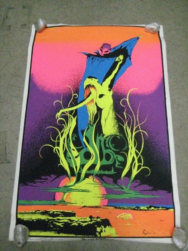 Devil woman 1971 black light - 1971,